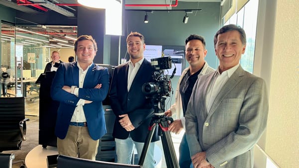 HENUA TECHNOLOGIES celebra a KYOCERA Document Solutions Chile, por su reconocimiento en Great Place To Work® en Sostenibilidad